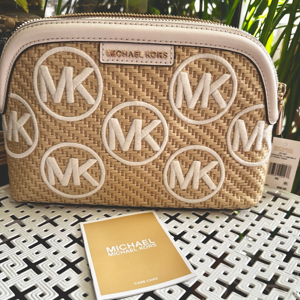 Michael Kors Jet Set Travel Pouch LG -NWT